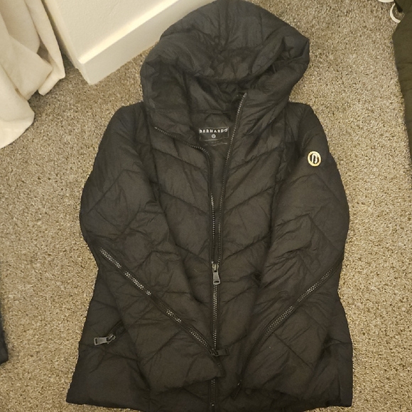 Bernardo Jackets & Blazers - Bernardo Black Puffy Jacket